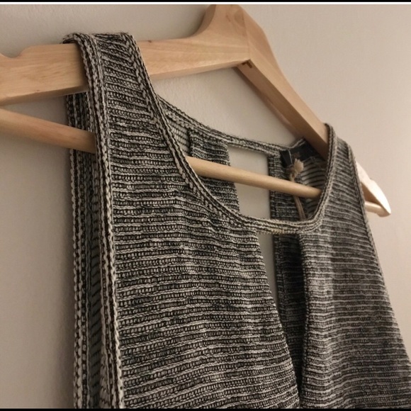 THML// NWT Shift Dress - Picture 5 of 8